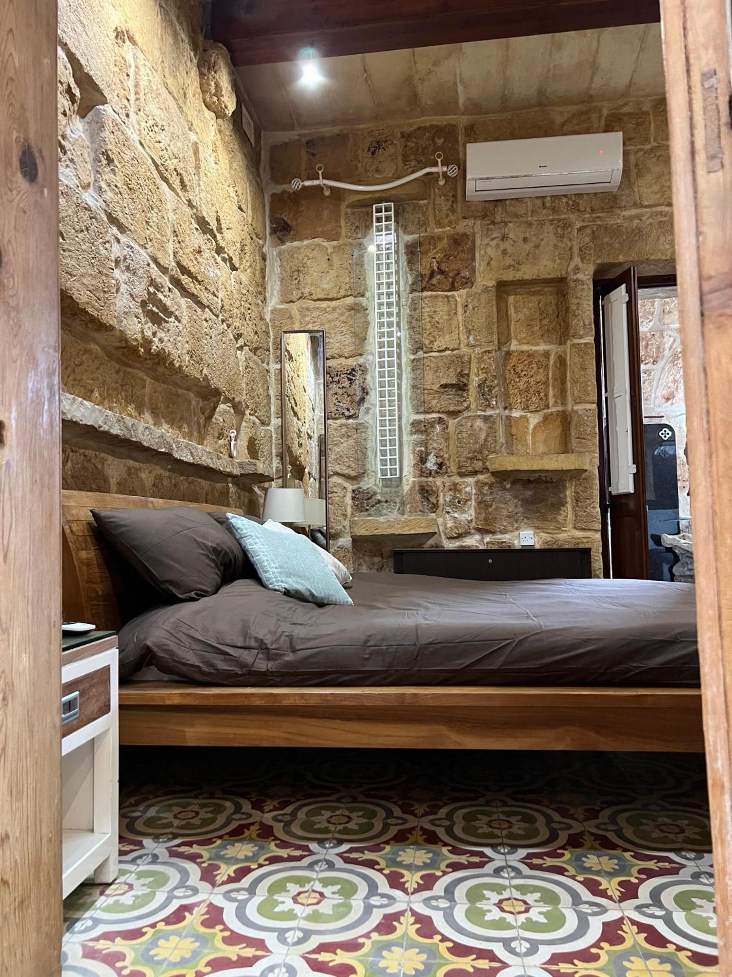 Traditional Maltese Home By Ma Properties Сейнт Полс Бей Екстериор снимка