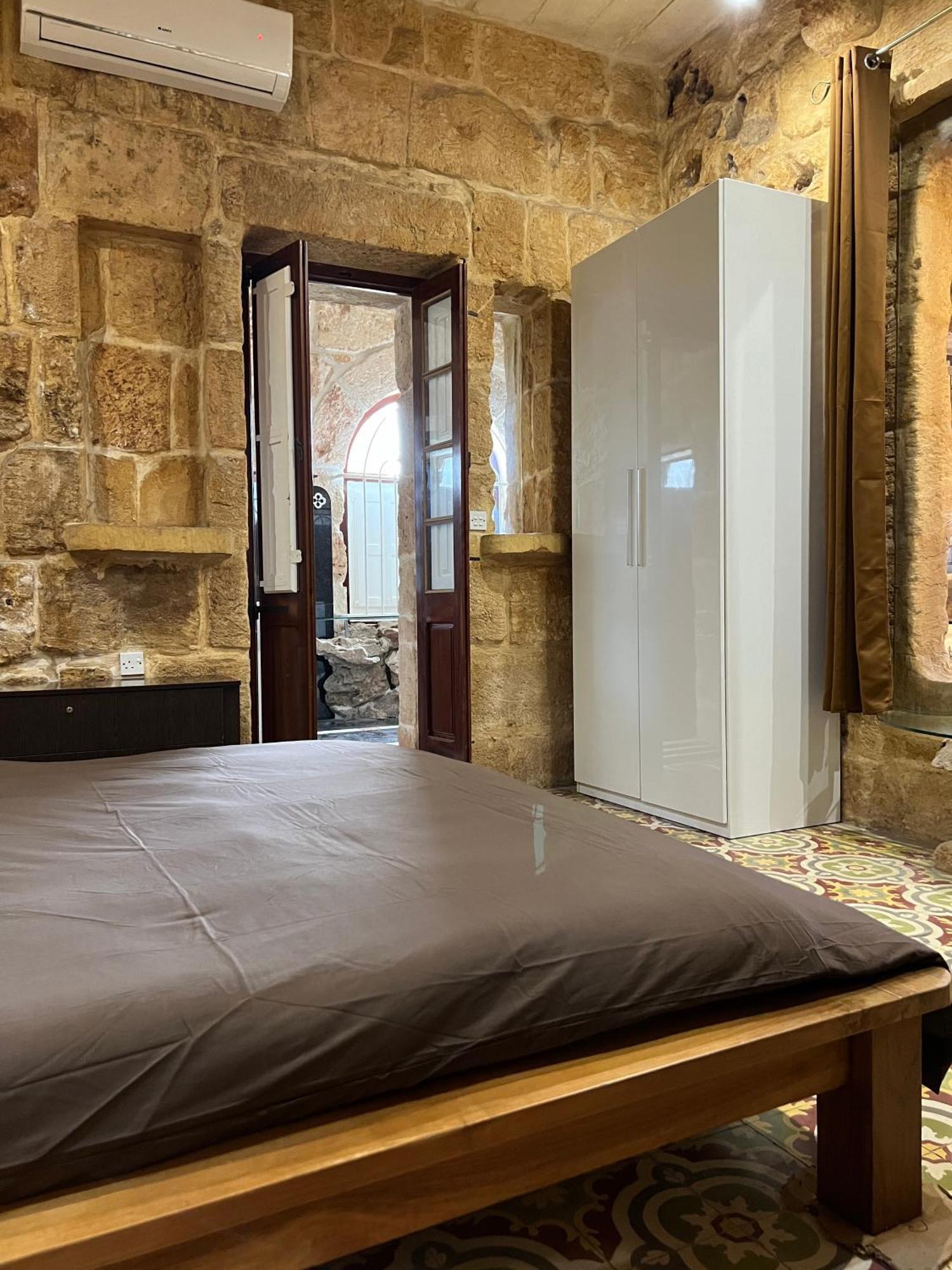 Traditional Maltese Home By Ma Properties Сейнт Полс Бей Екстериор снимка