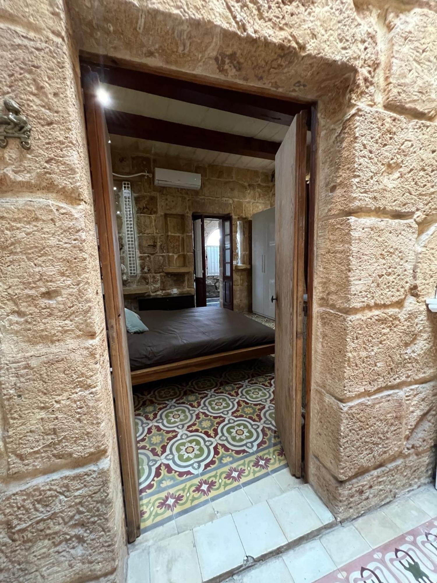 Traditional Maltese Home By Ma Properties Сейнт Полс Бей Екстериор снимка