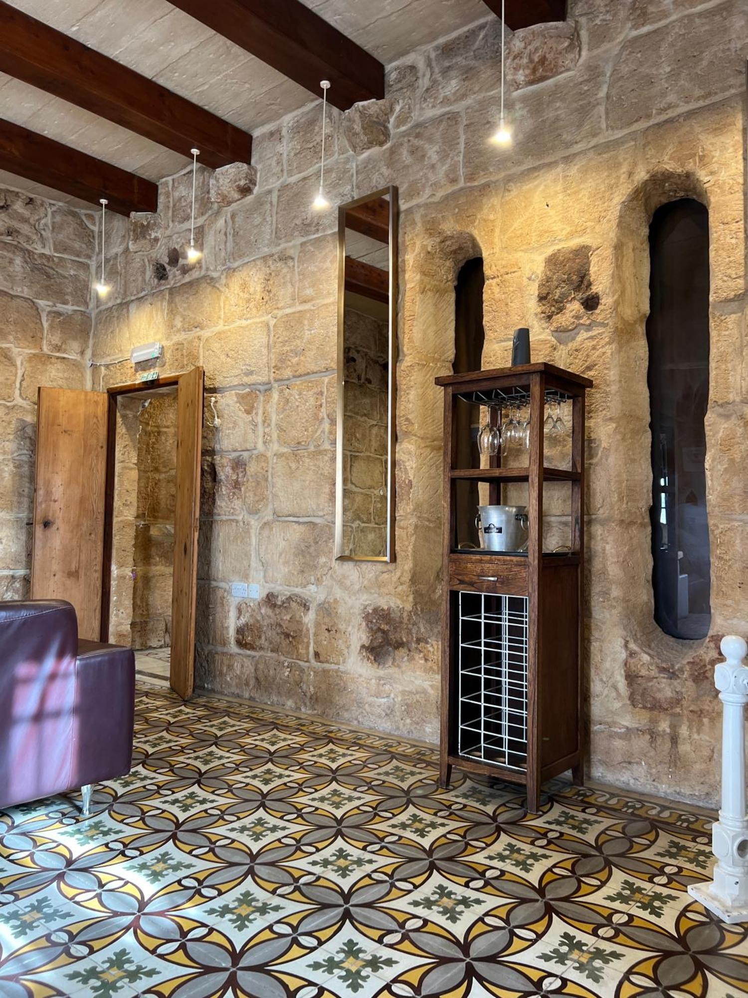 Traditional Maltese Home By Ma Properties Сейнт Полс Бей Екстериор снимка
