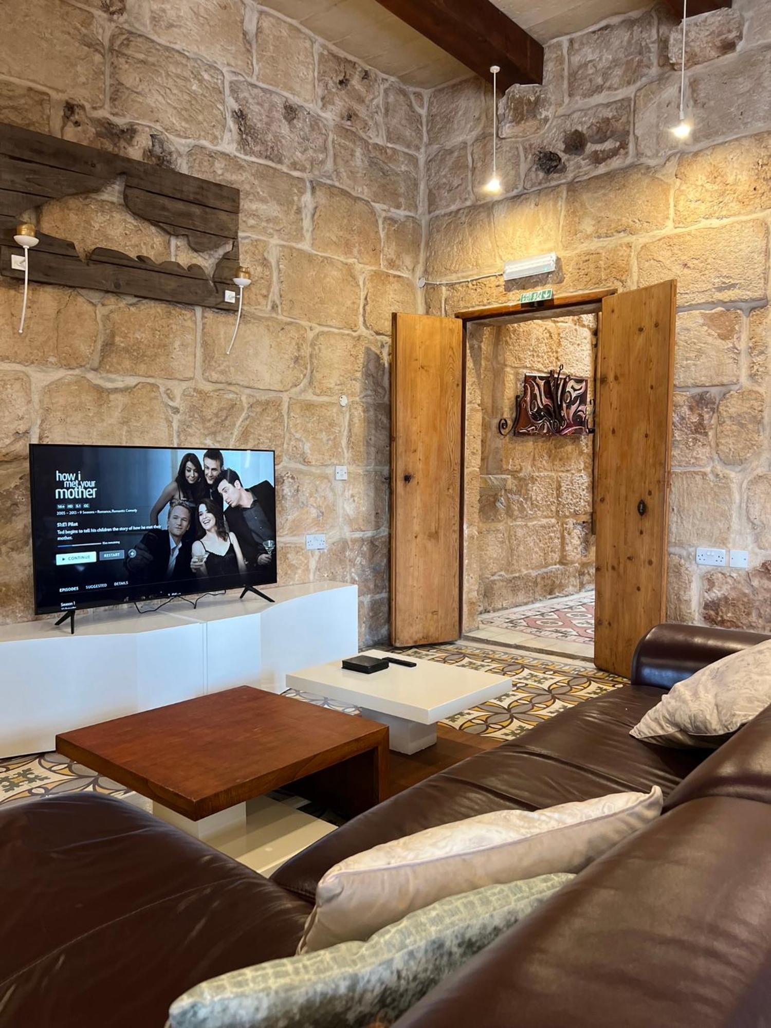 Traditional Maltese Home By Ma Properties Сейнт Полс Бей Екстериор снимка